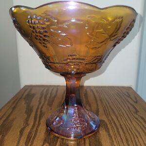 CARNIVAL Iridescent Glass Compote Bow. Gold Marigold Grape Harvest